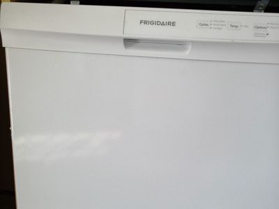 White Built in Dishwasher~Works Great~90 Day Guarantee