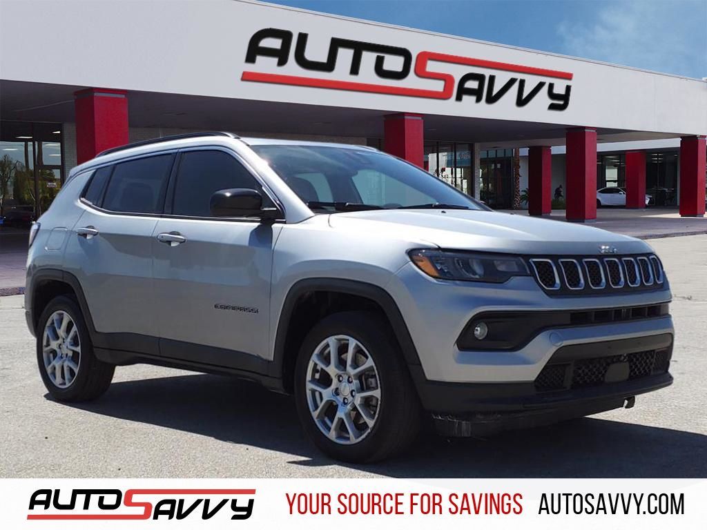 2024 Jeep Compass Latitude Lux