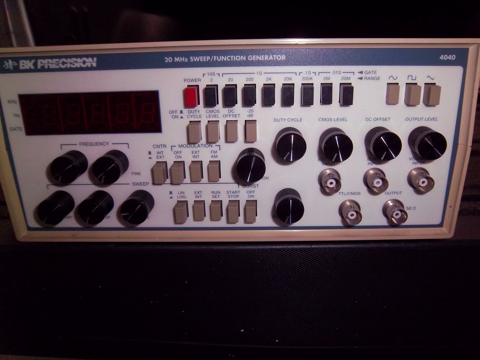 B&K Model 4040 Sweep/Function Generator