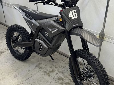 72v 8000w Valtinsu EM5 Ultra Black Carbon 17/14 Ebike motorcycle