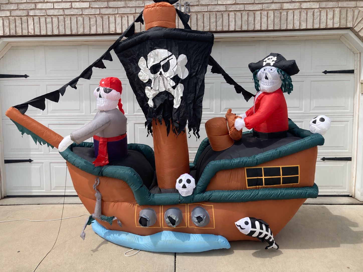 Discontinued Gemmy Animated Pirate Ship Inflatable