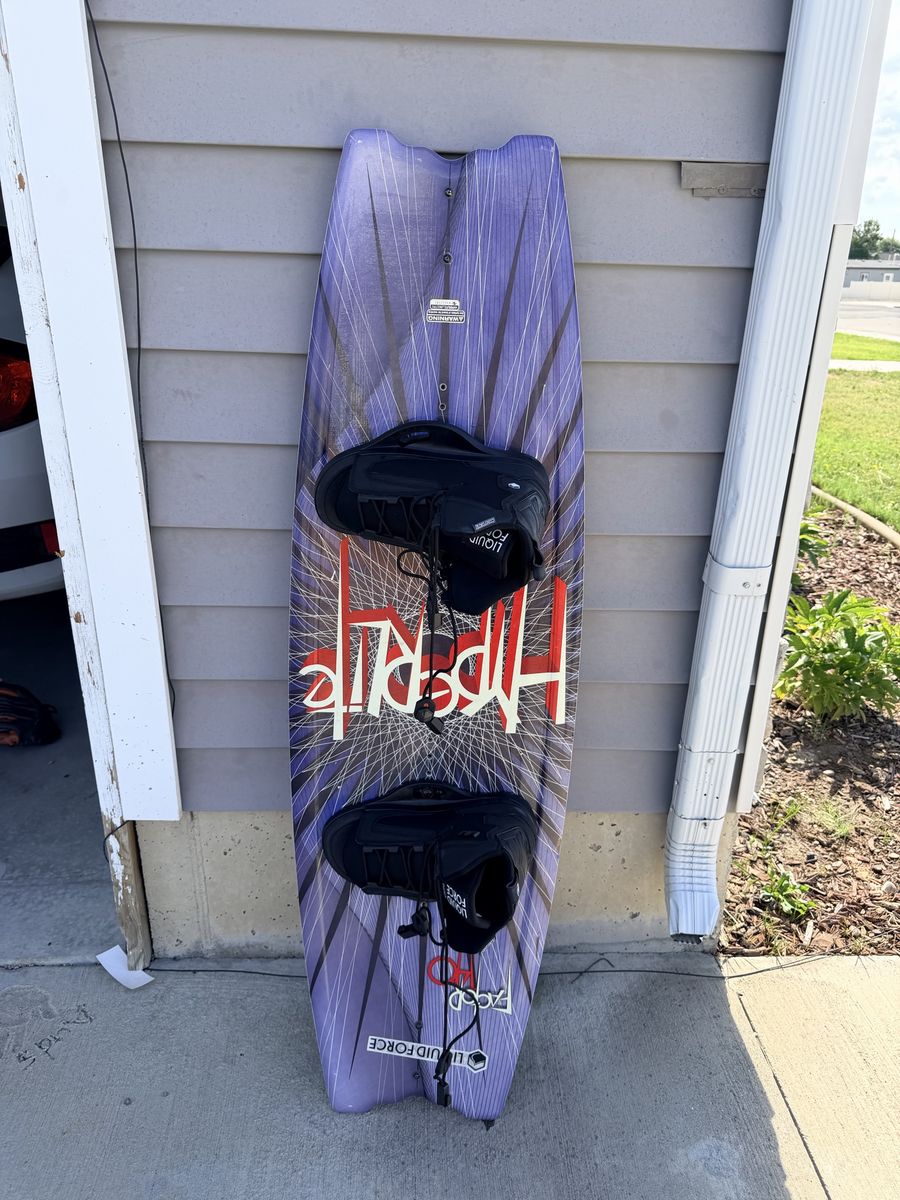 Hyperlite Wakeboard