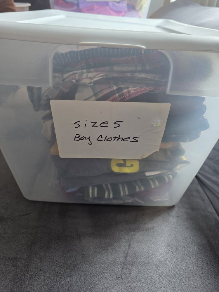 Tote of Size 5 boy Clothes