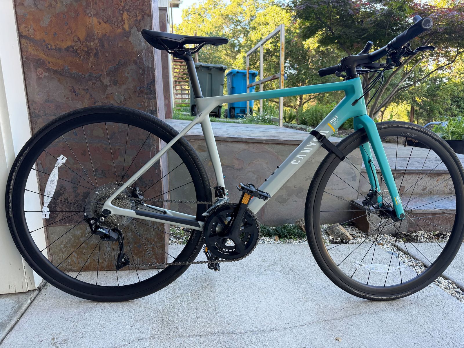 CANYON Roadlite CF8  - Shimano 105 ultimate city bike or gravel bike