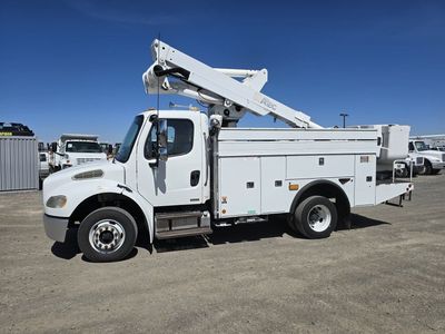 2006 Freightliner 42' Bucket Truck 77k Miles