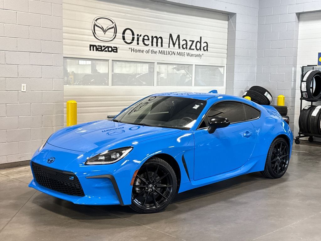 2024 Toyota GR86 Premium