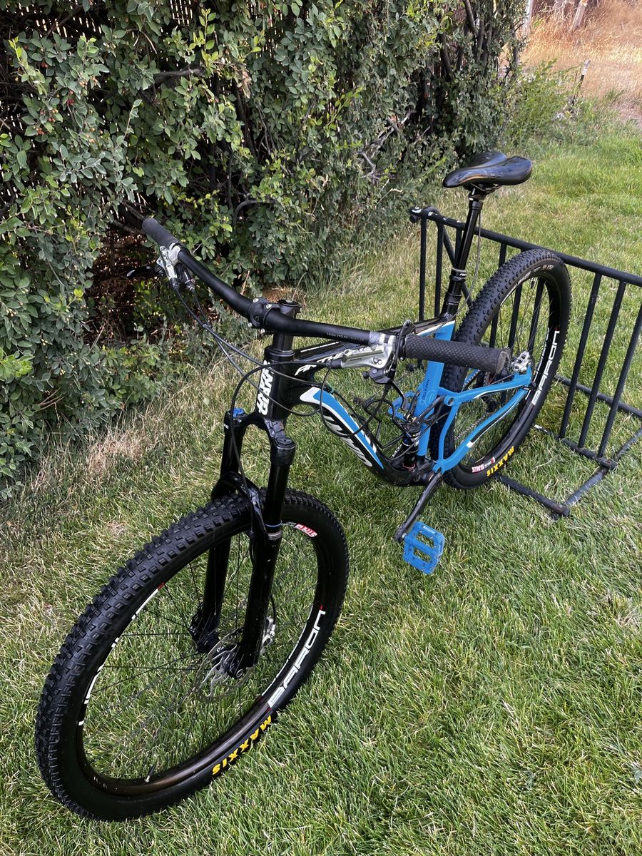 Giant anthem X advanced 29er size large, full carbon frame
