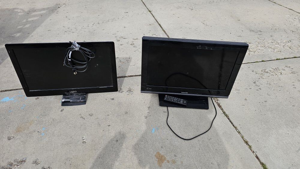 Smaller tvs with remotes