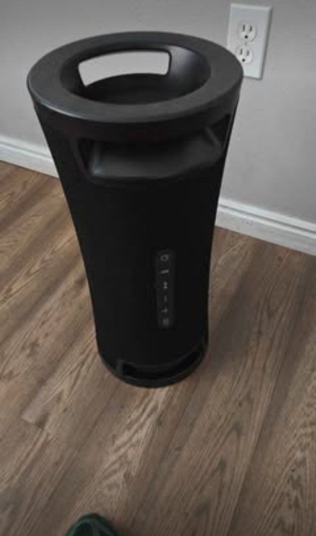 Main image 2