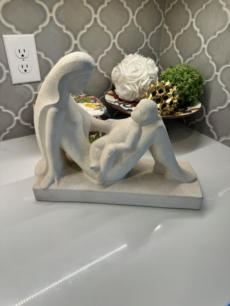 Royal Heager Mother And Child Sculpture