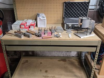 Reloading Casting Moulds and Lead w/workbench plus more!!