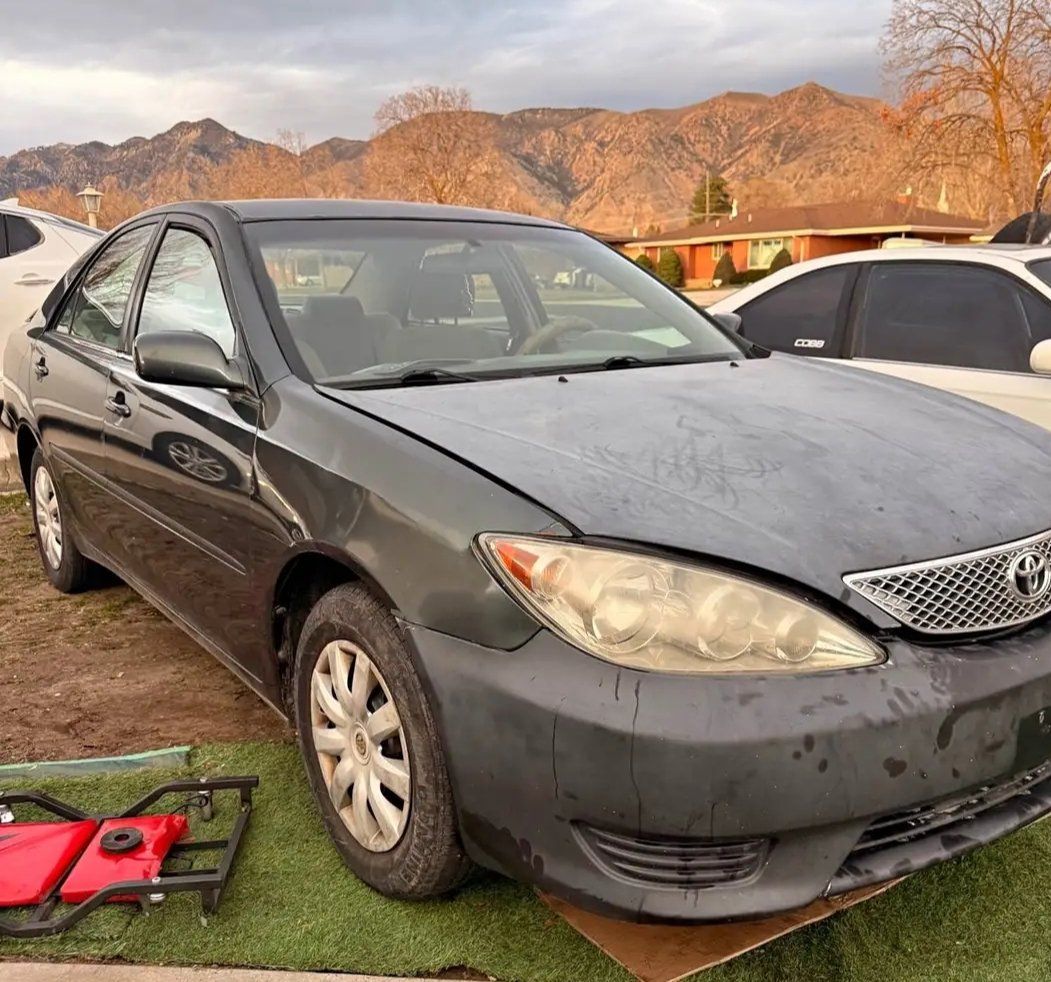 2005 Toyota Camry LE