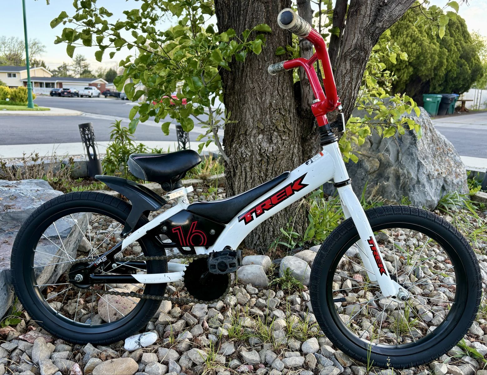 16” Trek Jet bike ready to ride