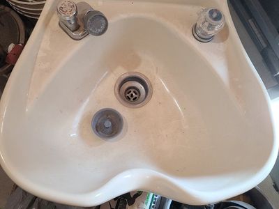 Professional Salon Shampoo Bowl Hair Washing Sink w/ Faucet & Sprayer, Off-White