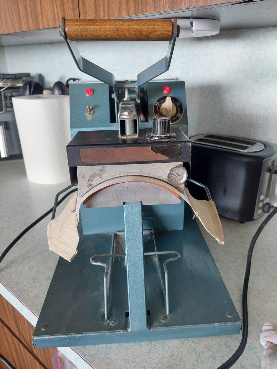 Main image 6