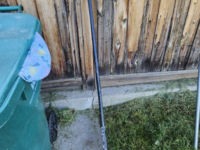 Used Long Handle Steel Digging Bar Landscaping Tool
