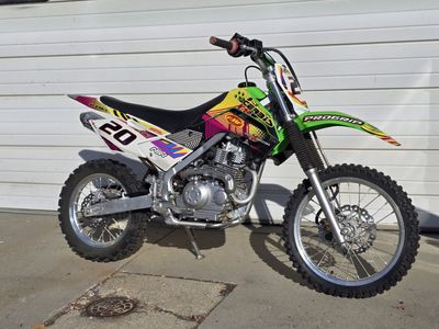 Kawasaki KLX 140
