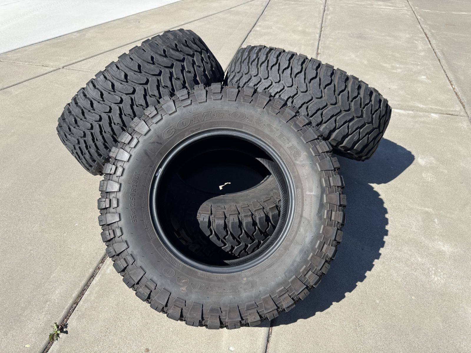 Comforser CF3000 – 35x12.50R18LT – Set of 4