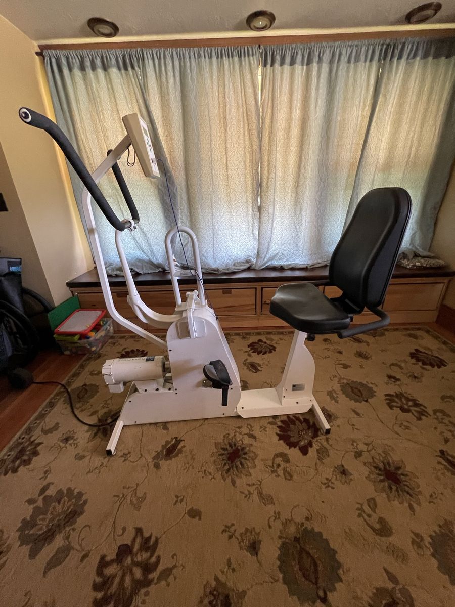 Theracycle model 200