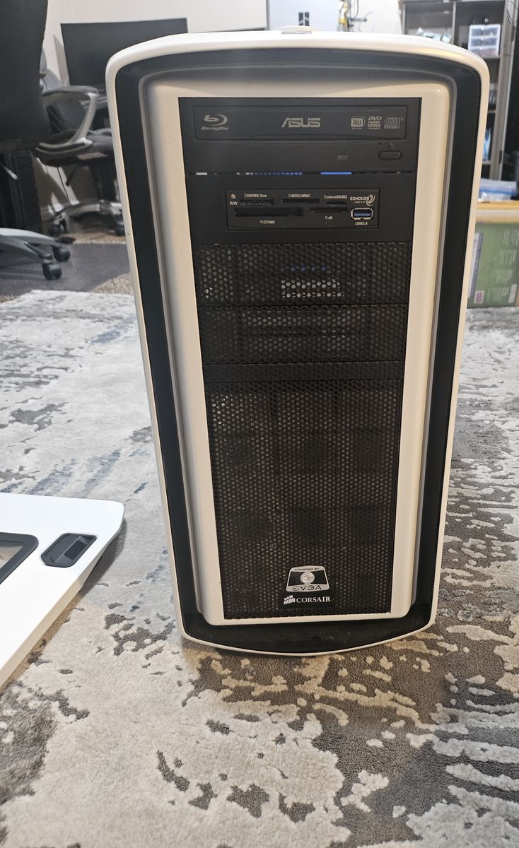 Corsair 600T S.E. mid tower case