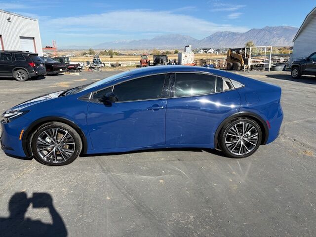 2024 TOYOTA PRIUS XLE