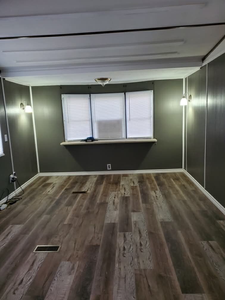 Owner Finance-2 Bed Mobile Home Layton ut 10k down