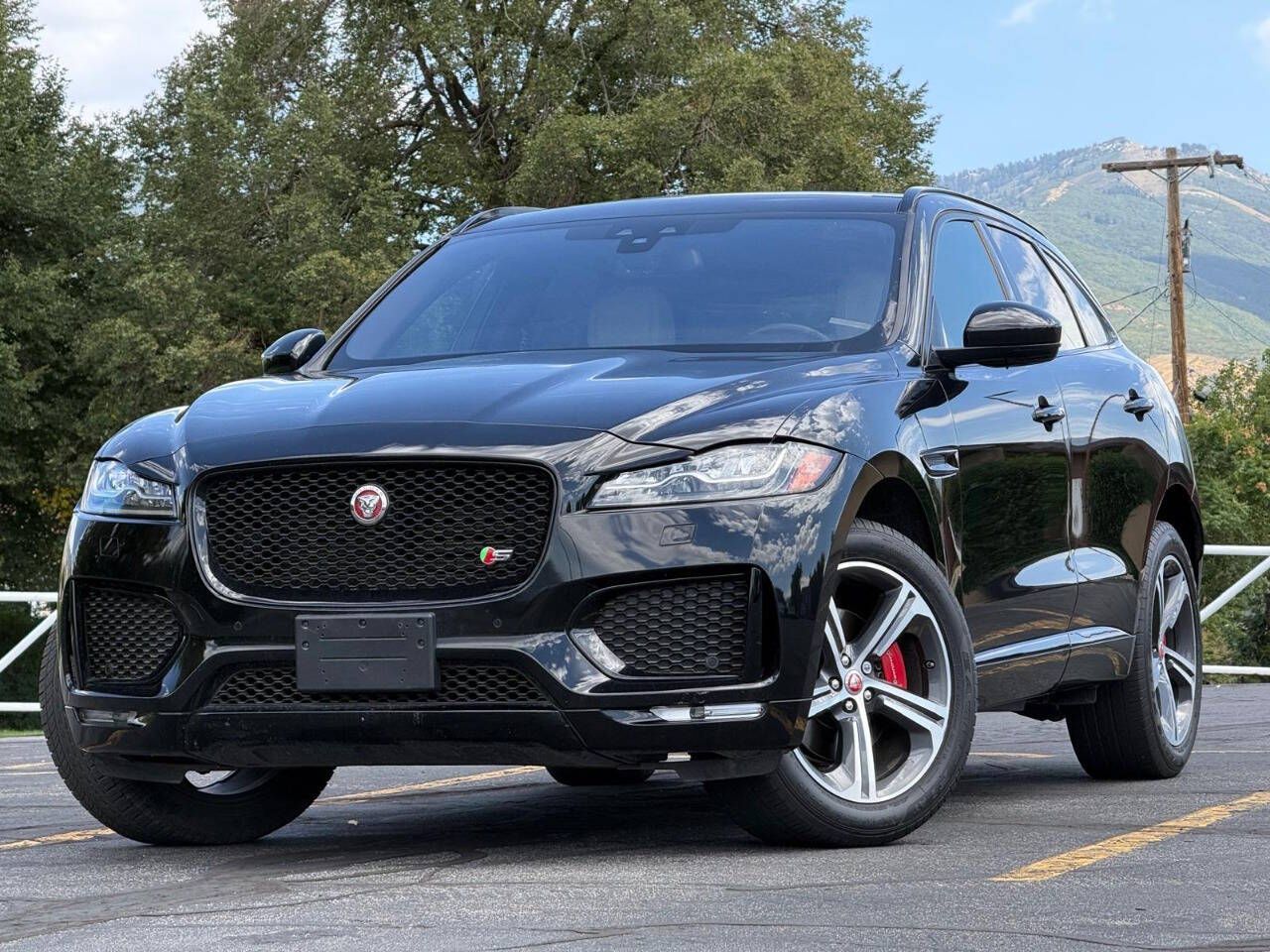 2018 Jaguar F-PACE S