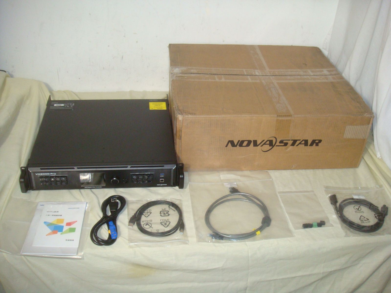 NOVASTAR VX2000 PRO LED VIDEO SCREEN PROCESSOR 4K HDR10 20 PORT DISPLAY CONTROLLER W HDMI 2.0