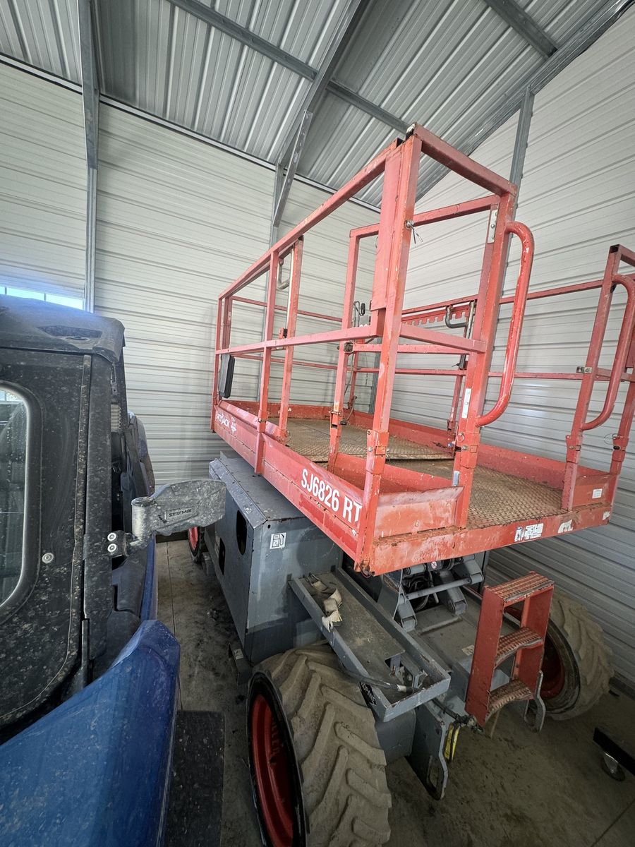 Skyjack SJ6826 RT Rough Terrain Scissor Lift - Work Platform