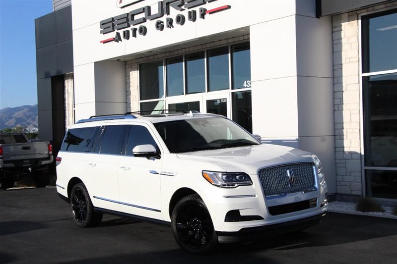 2022 Lincoln Navigator L Reserve