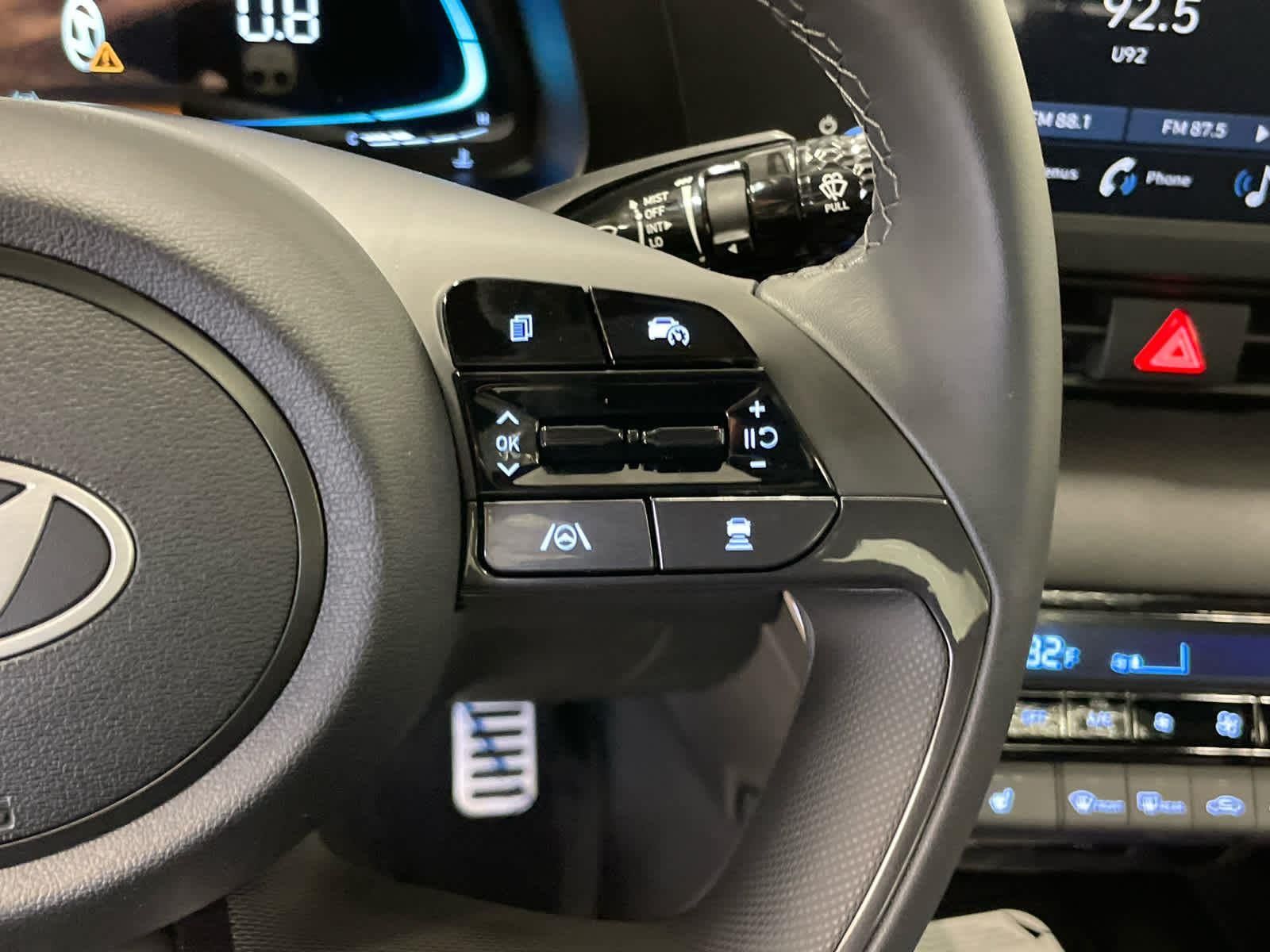 Main image 32