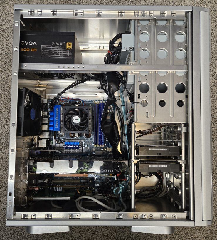 ULTIMATE Retro Windows XP Gaming BEAST Phenom II X4 945, GeForce 9800GTX+, 8GB RAM, 1TB, ASUS XONAR Audio, USB3, CS2 Suite