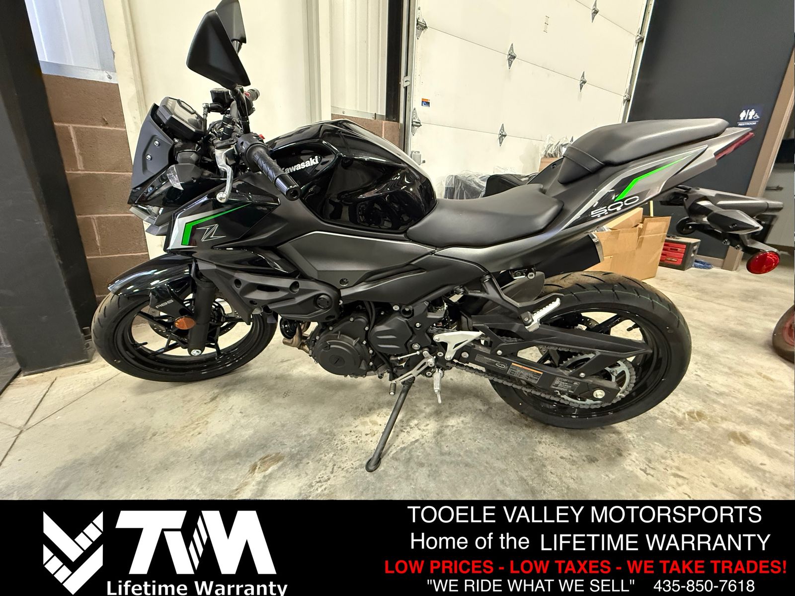 2025 Kawasaki Z500 ABS W/ LIFETIME WARRANTY