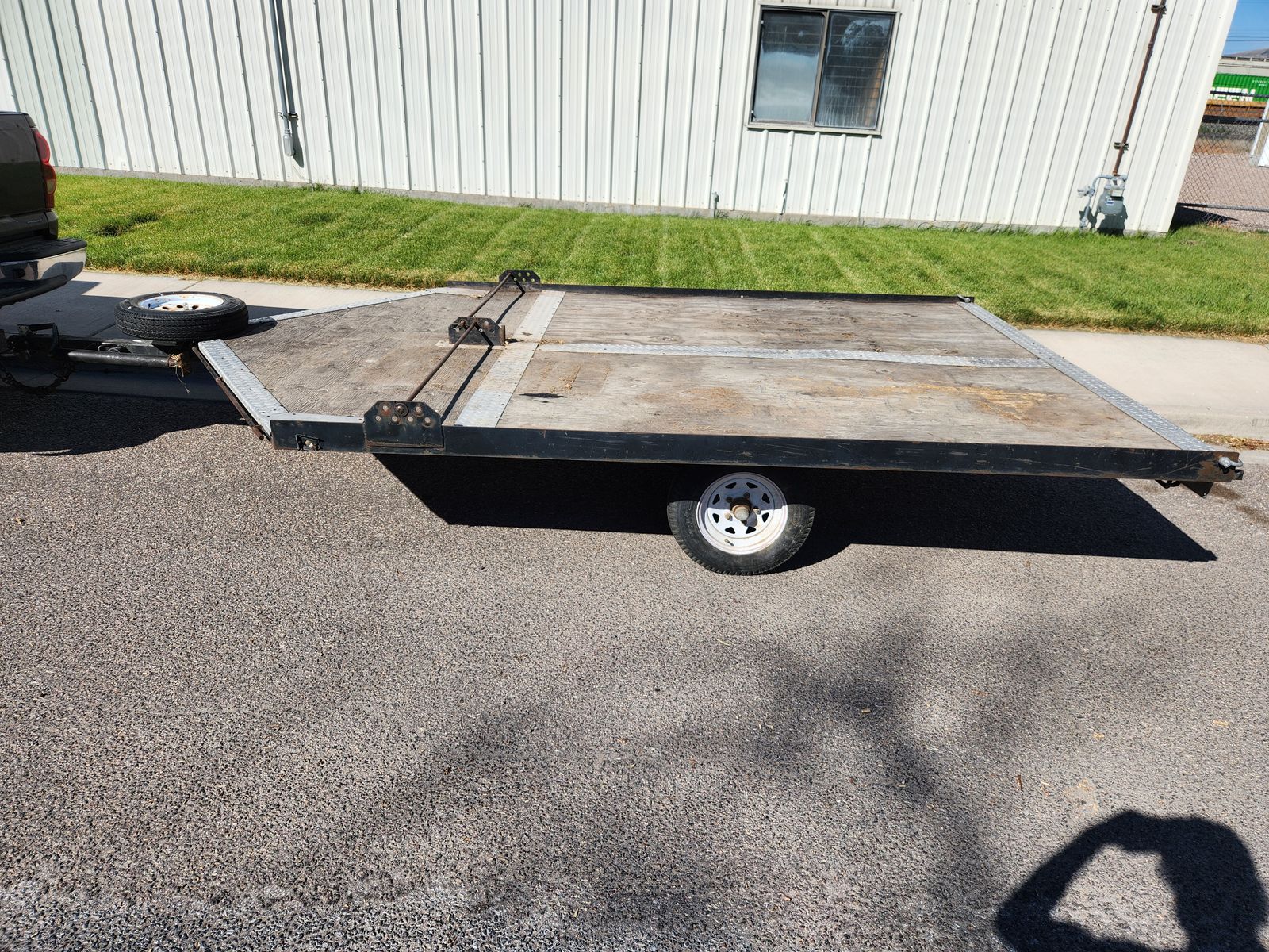 2 place snowmobile trailer