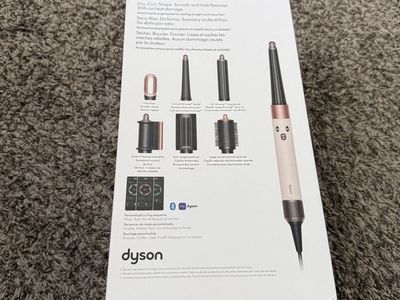 Dyson Airwrap ID Straight and Wavy (Ceramic Pink + rose gold) Brand new + Factory Sealed