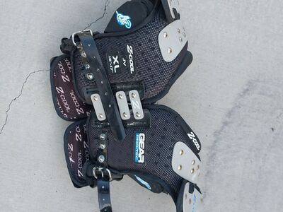 youth XL football shoulder pads
