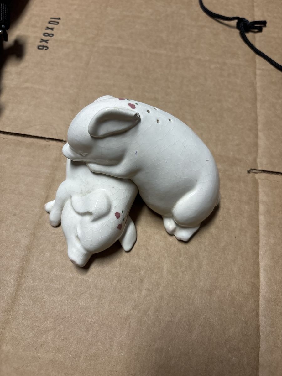 Ceramic Pig Salt and Pepper Shakers