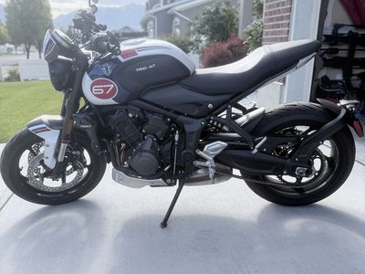 2025 Triumph Trident Tribute 660 Motorcycle - Like New 789 Miles