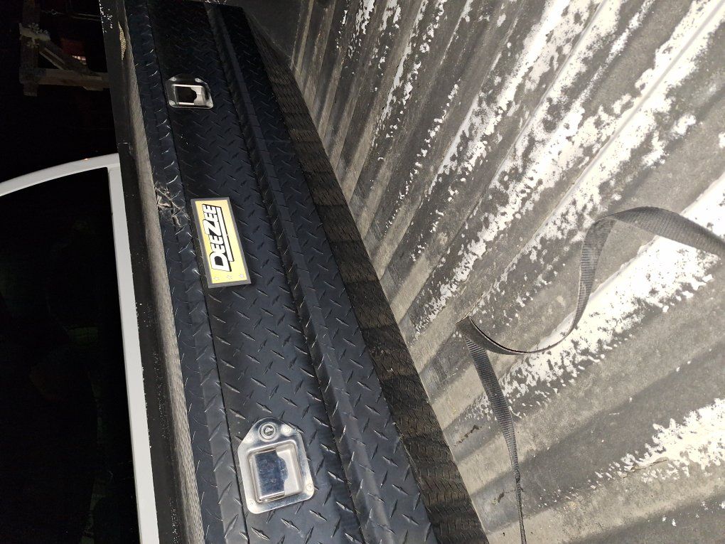 DeeZee full size truck tool box