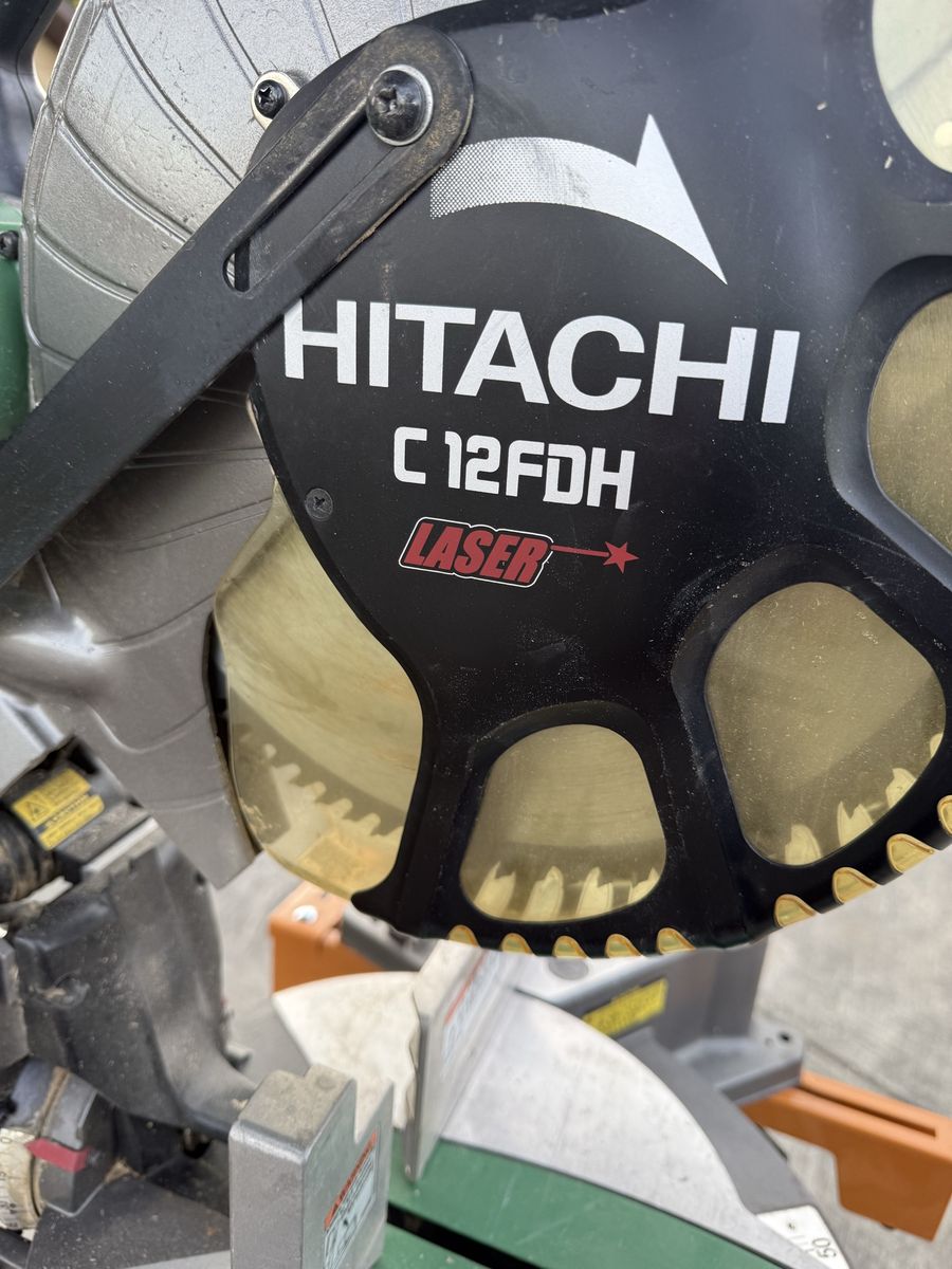 Mitre saw - Hitachi C12FDH