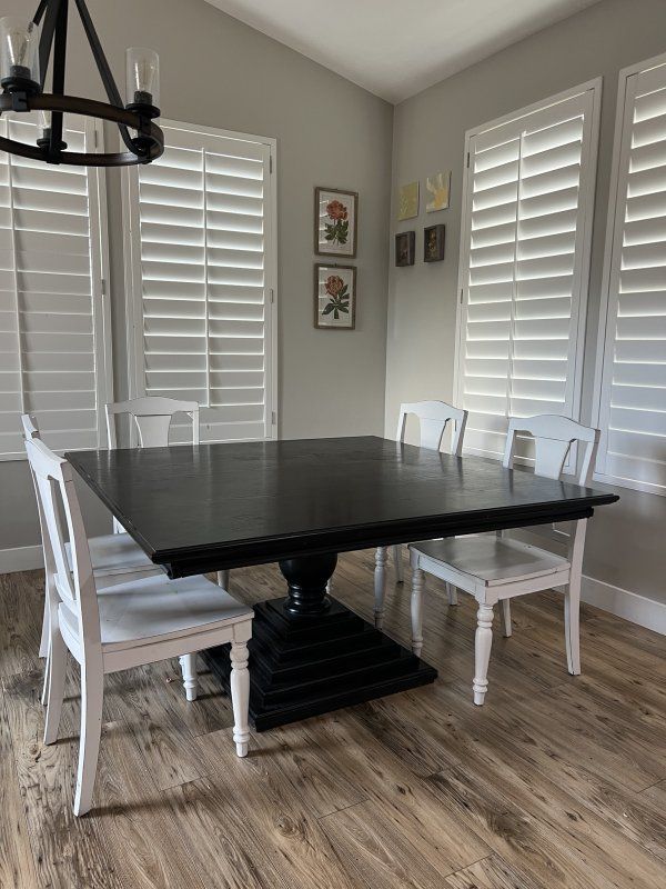 5x5 Foot Square Dinning Table + 5 Chairs