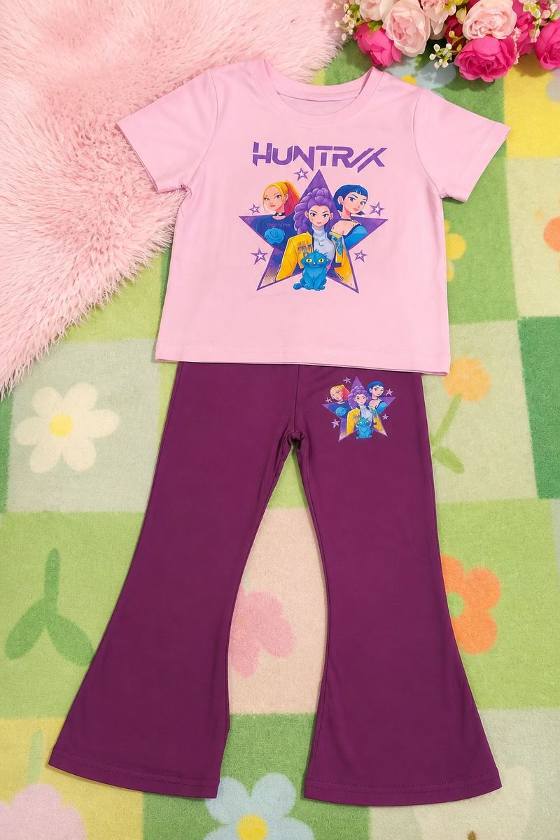 Girls 2-Piece Huntrix Short Sleeve T-Shirt and Flare Pants Set Pink Purple Size 4-5Y