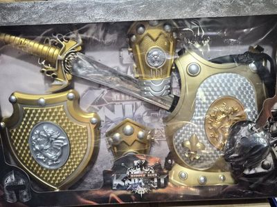 New Middle Ages Knight Costume Toy Armor and Sword Pretend Play Playset Ages 3+