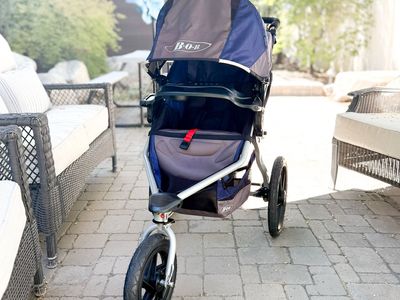 CLEAN Bob Revolution Flex Jogging Stroller with Extra Accessories