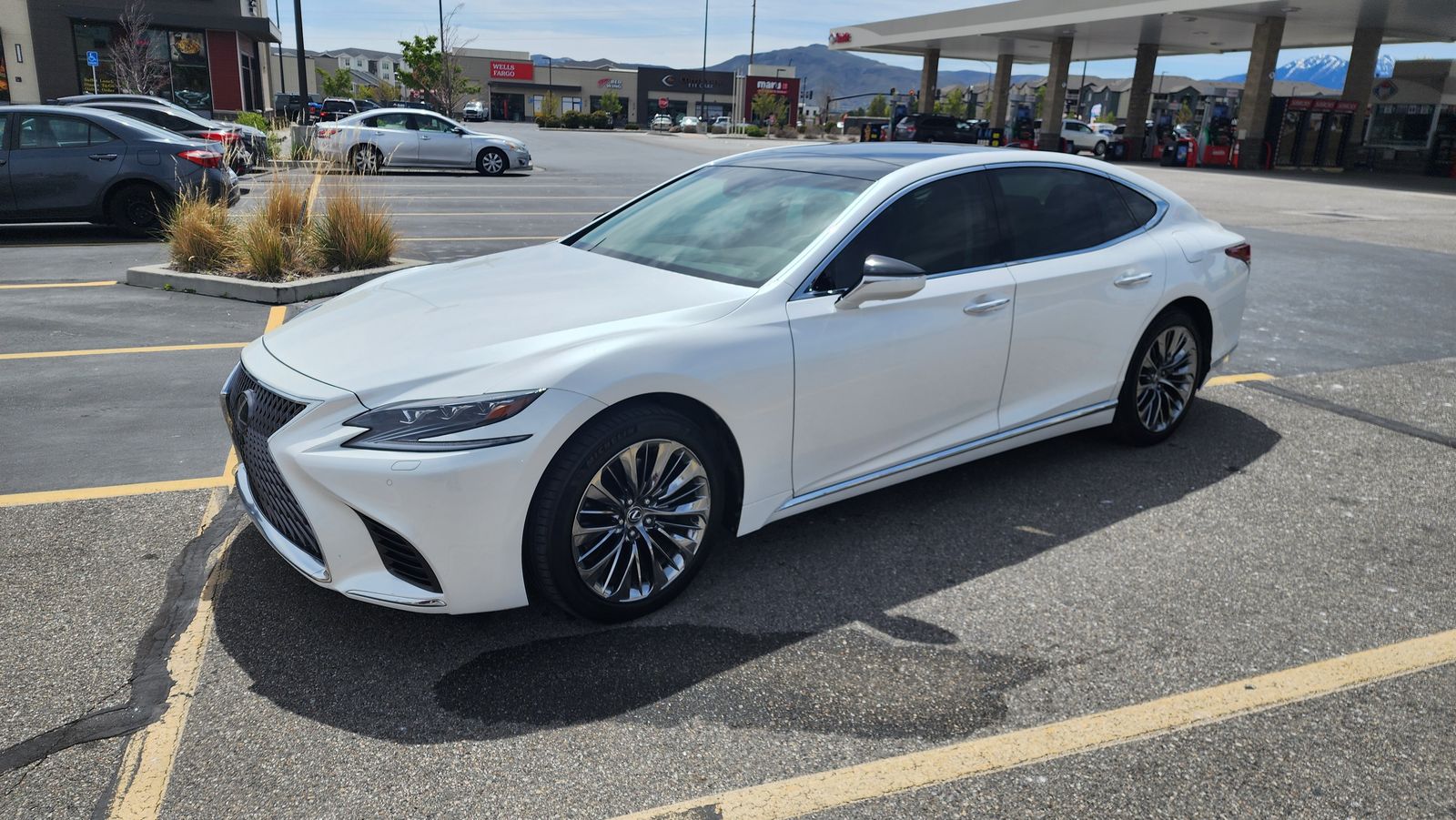 2019 Lexus LS 500 Base