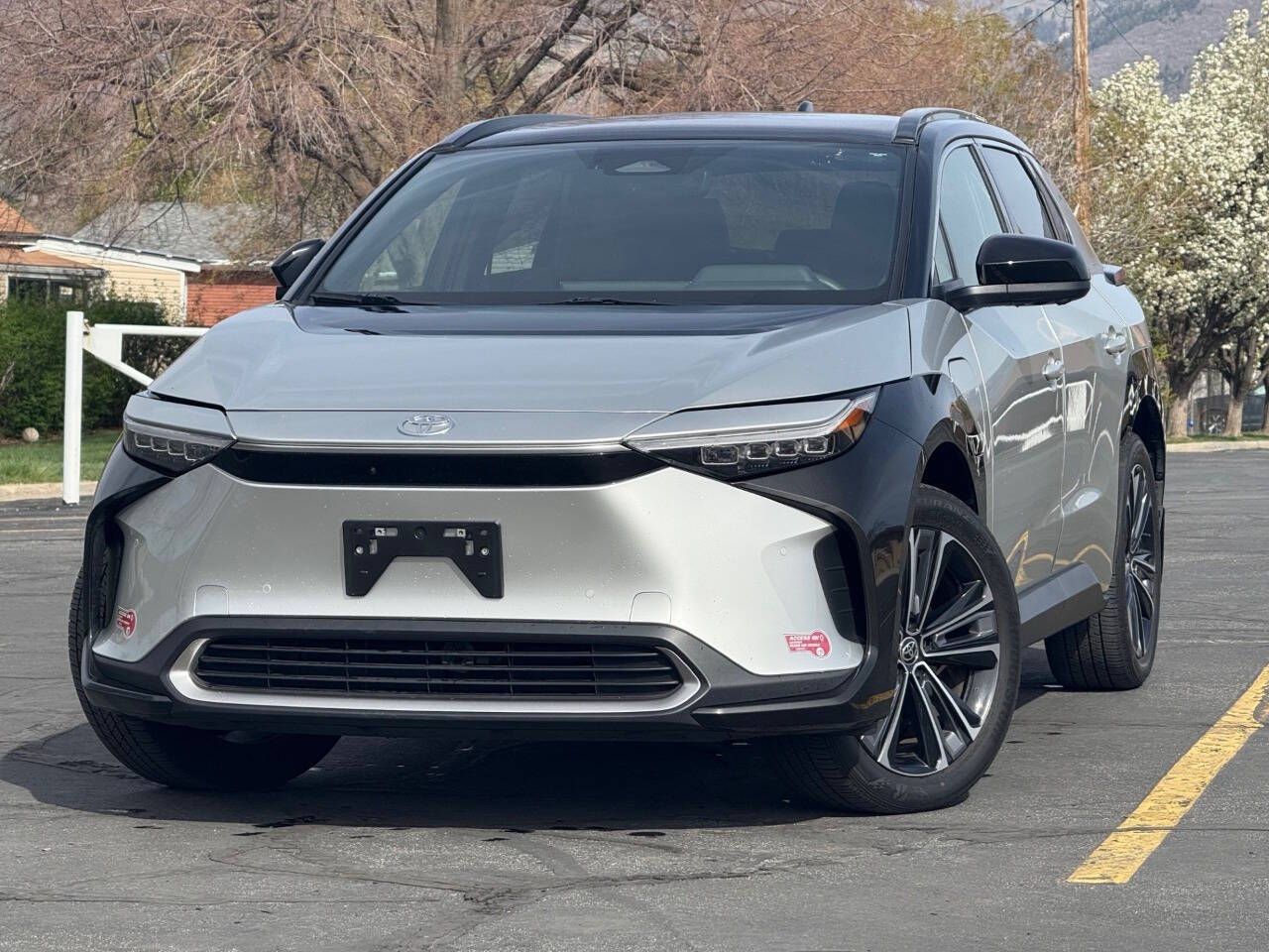 2023 Toyota bZ4X Limited