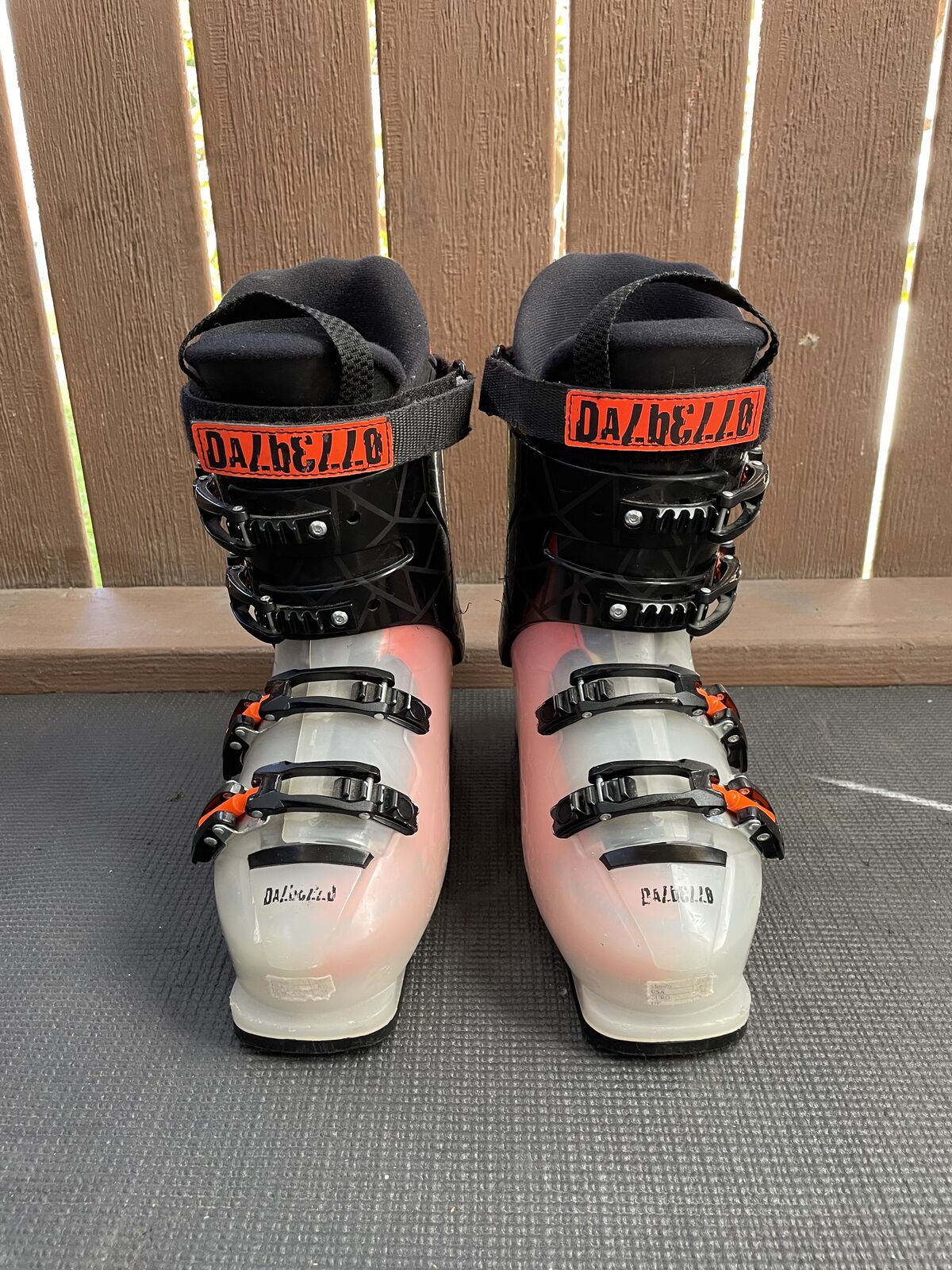 DALBELLO “Menace” ski boots US 6.5