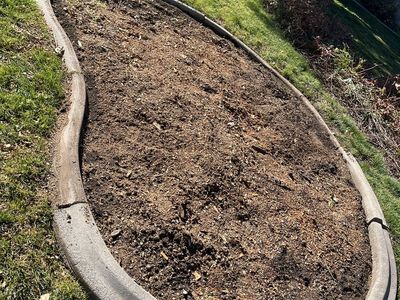 Large Flowerbed Cement Edging - Excellent Condition