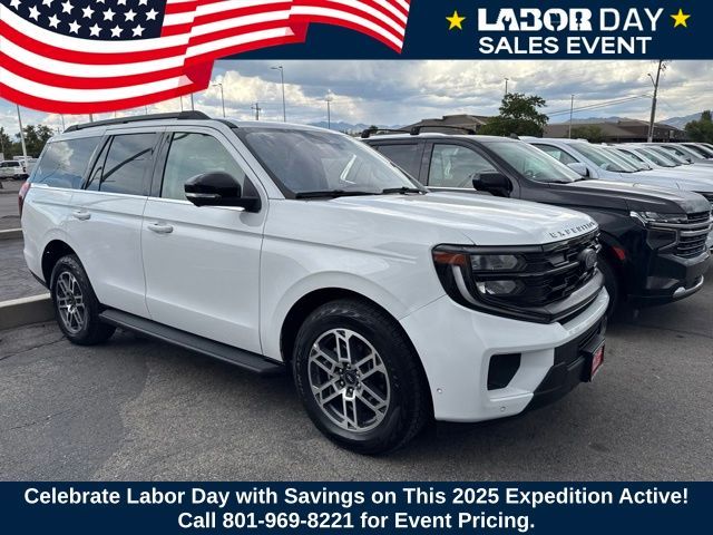 2025 Ford Expedition Active