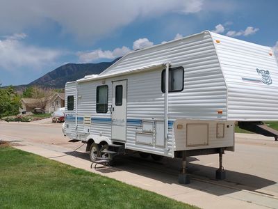 1996 Prowler 5th wheel trailer